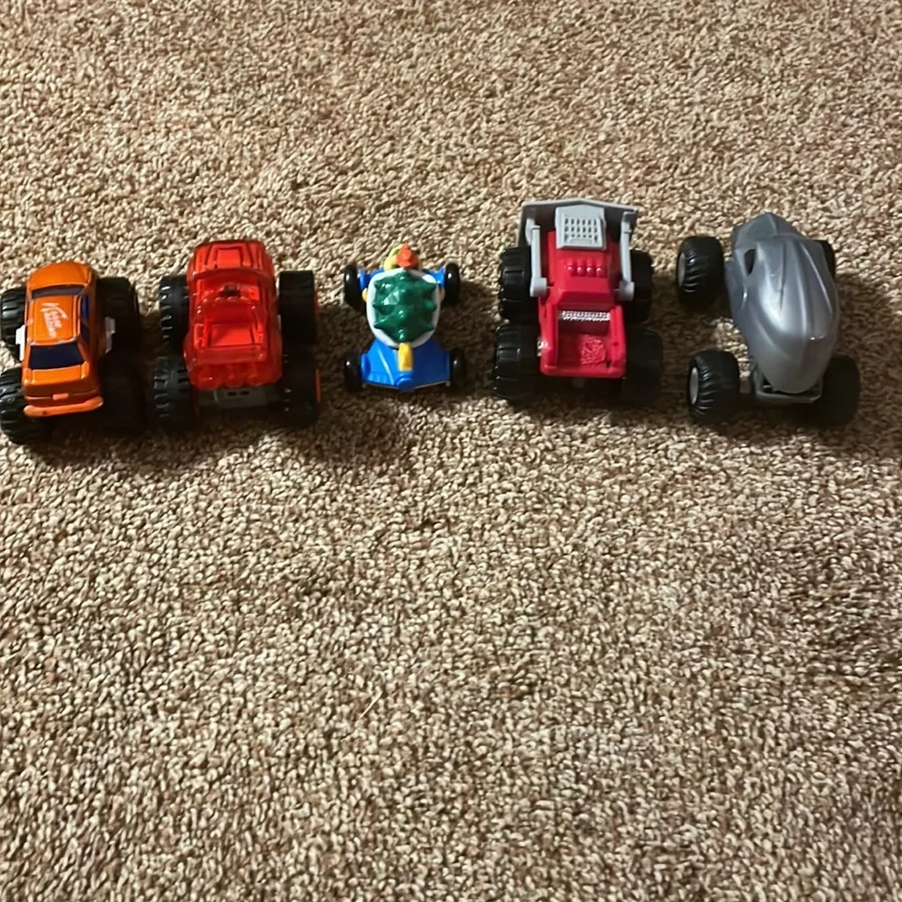 Bundle of 5 cars